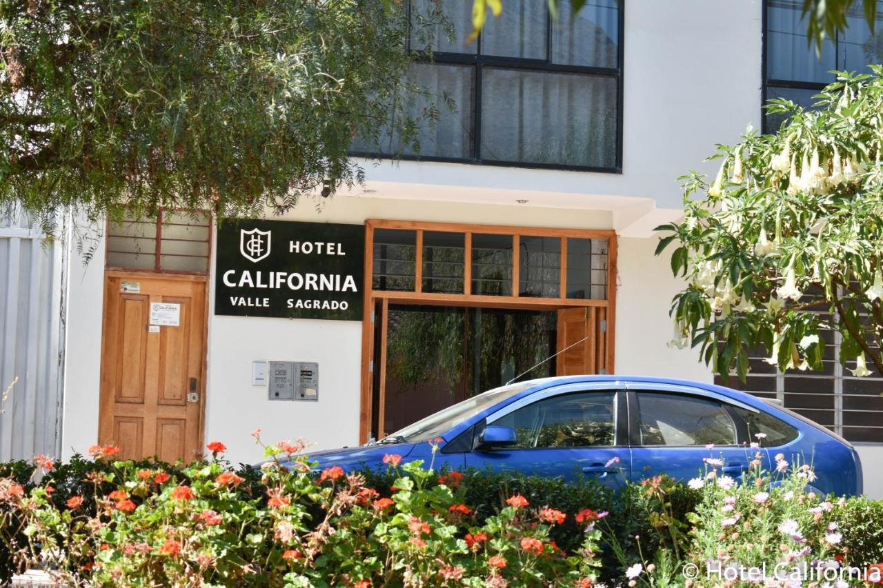 Hotel California Calca Esterno foto