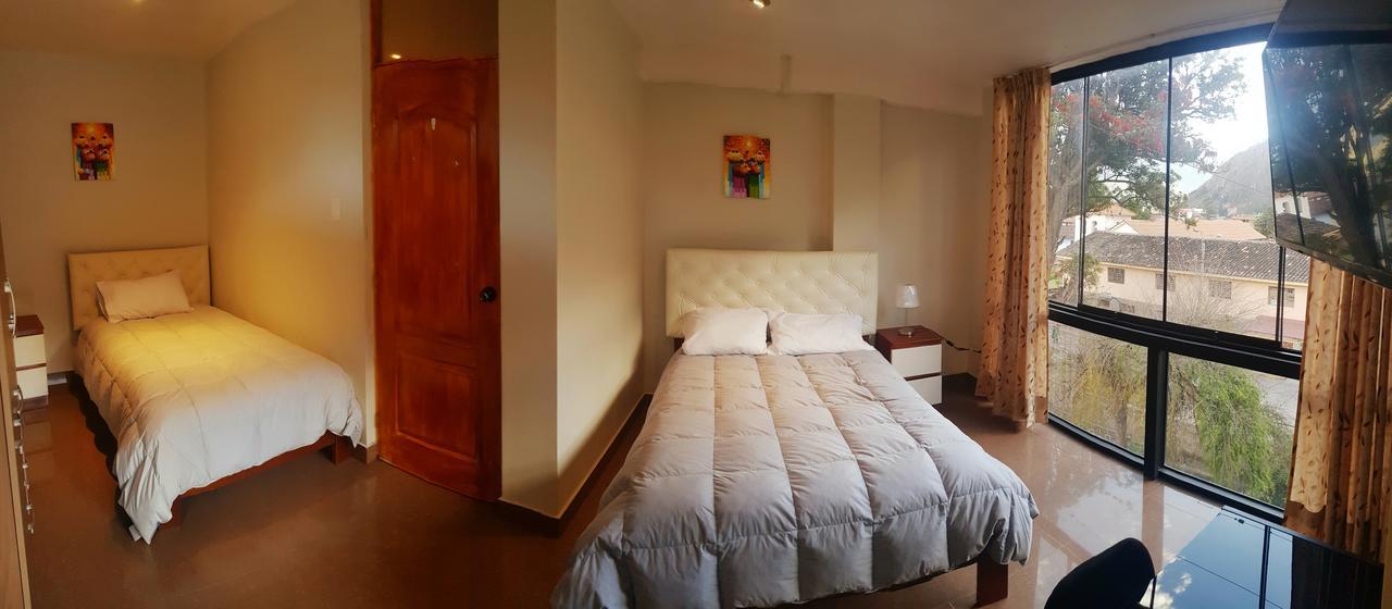 Hotel California Calca Esterno foto